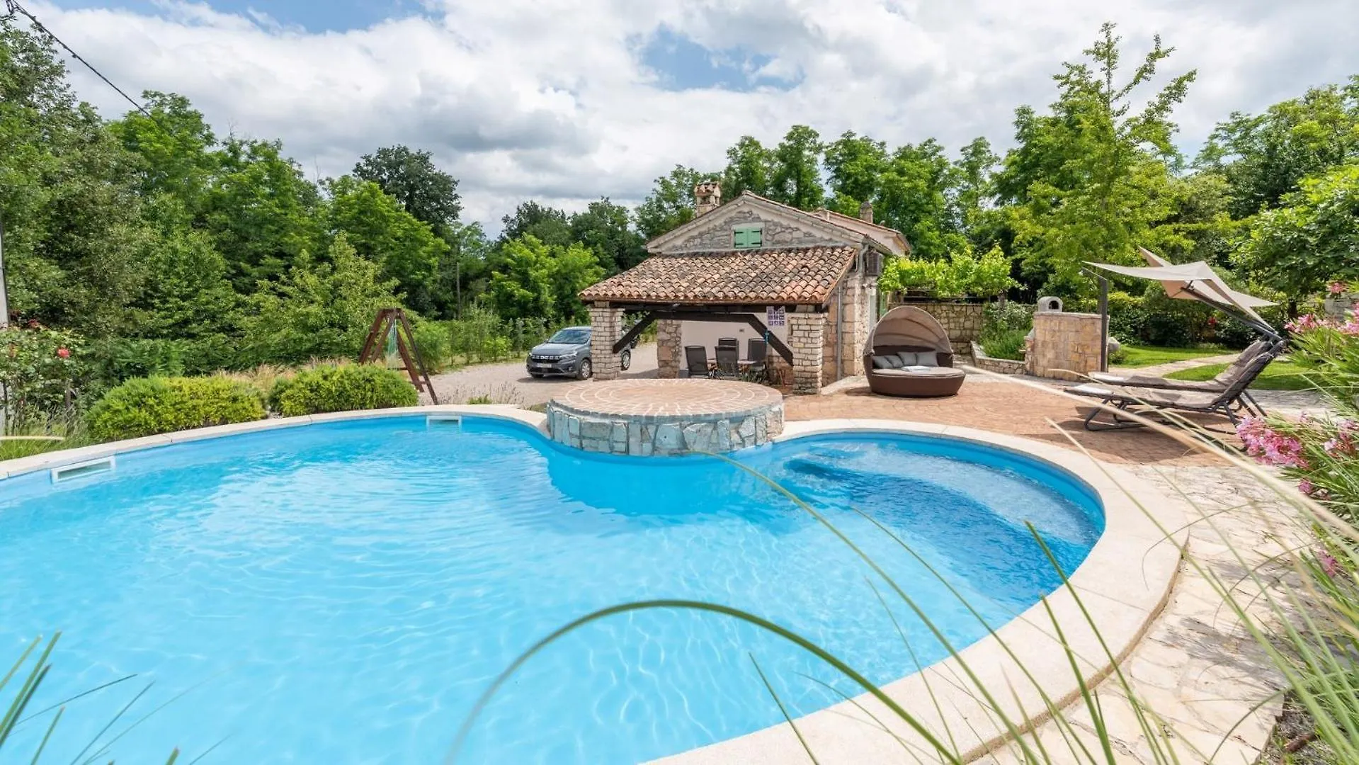Casa Corona Cubanici