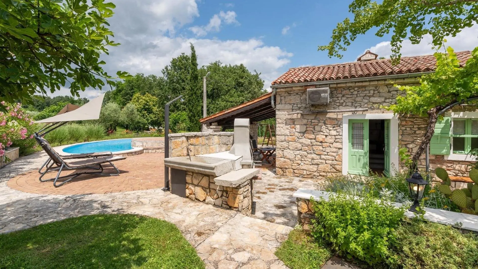 Casa Corona Cubanici Croatia